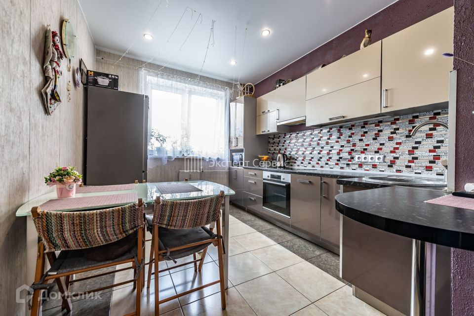 Продаётся 3-комнатная квартира, 76.2 м²