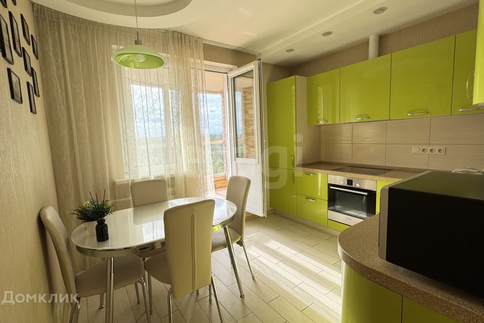 Продаётся 2-комнатная квартира, 62 м²