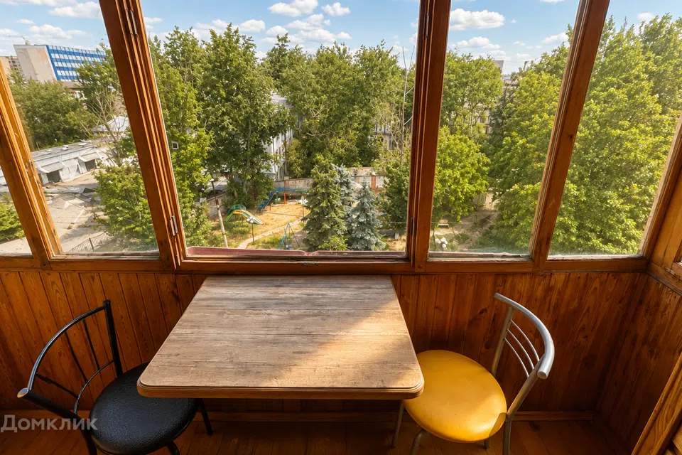 Продаётся 2-комнатная квартира, 60.8 м²