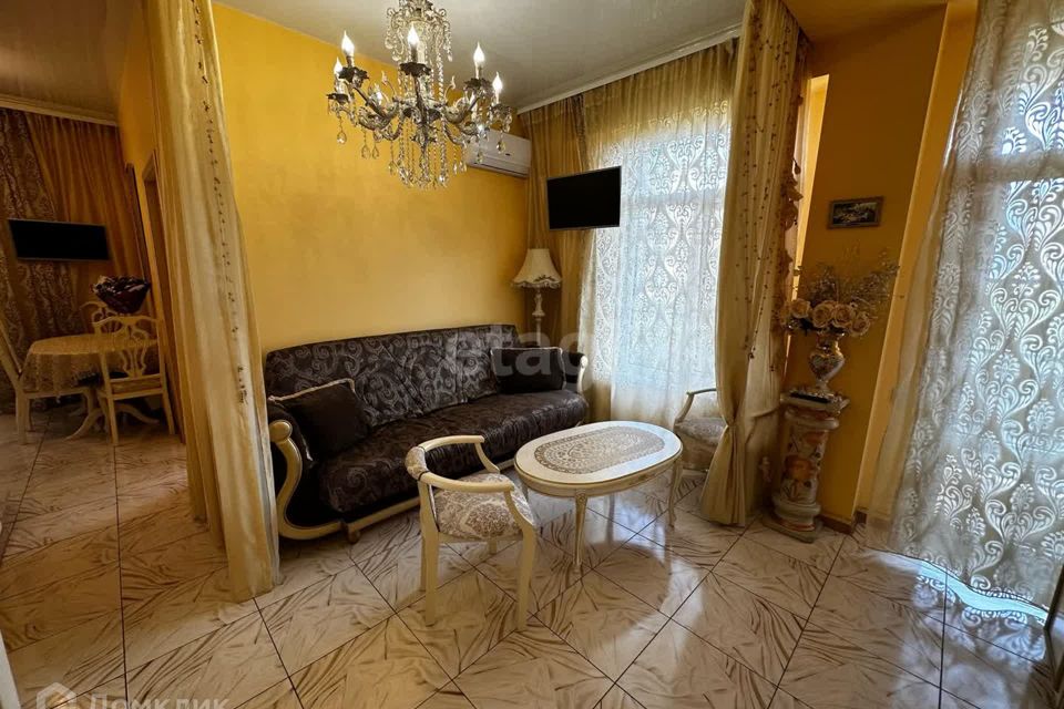 Продаётся 2-комнатная квартира, 43.7 м²
