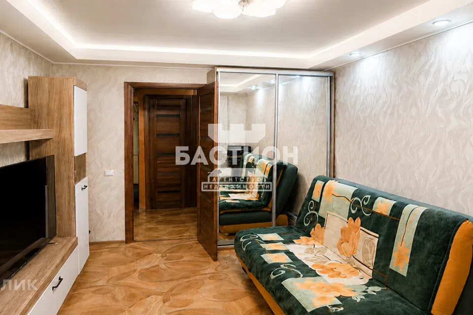 Продаётся 3-комнатная квартира, 56 м²