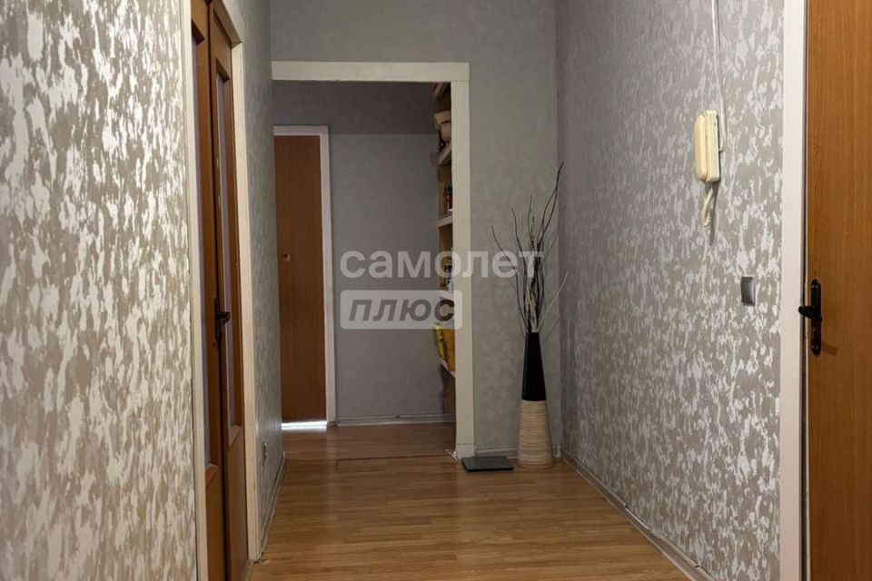 Продаётся 3-комнатная квартира, 70.8 м²