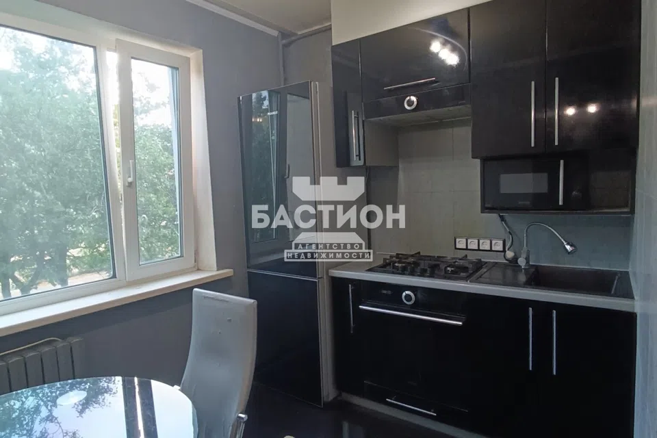 Продаётся 3-комнатная квартира, 66.9 м²