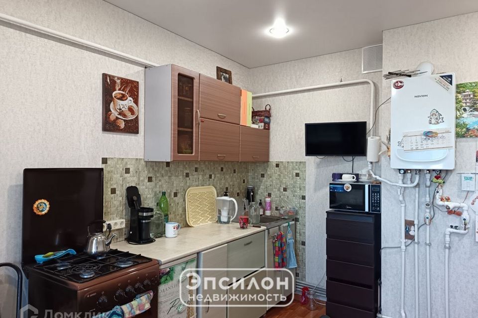 Продаётся 1-комнатная квартира, 42.6 м²