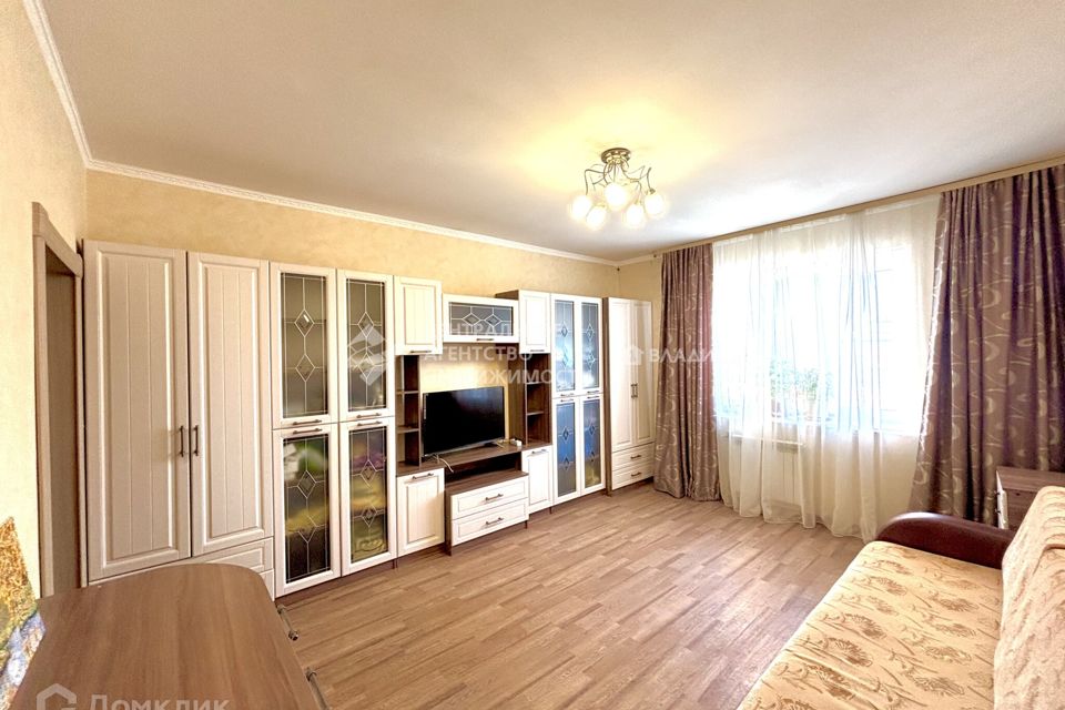 Продаётся 1-комнатная квартира, 42.9 м²