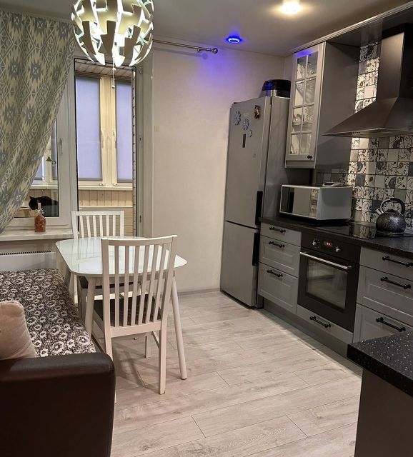 Продаётся 2-комнатная квартира, 74 м²