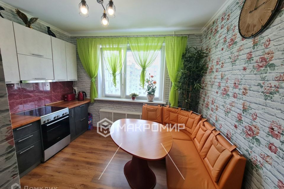 Продаётся 3-комнатная квартира, 77 м²