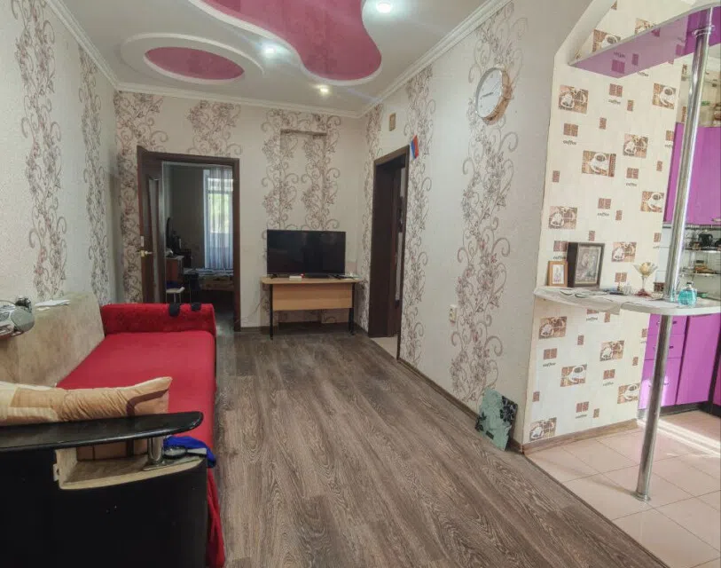 Продаётся 3-комнатная квартира, 54.09 м²