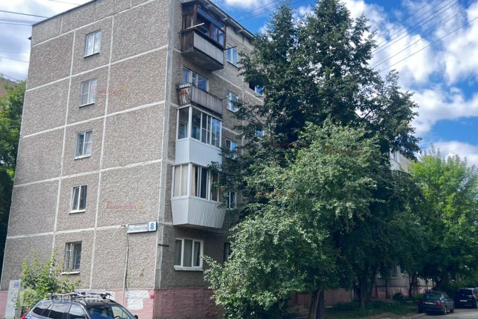 Продаётся 4-комнатная квартира, 73 м²
