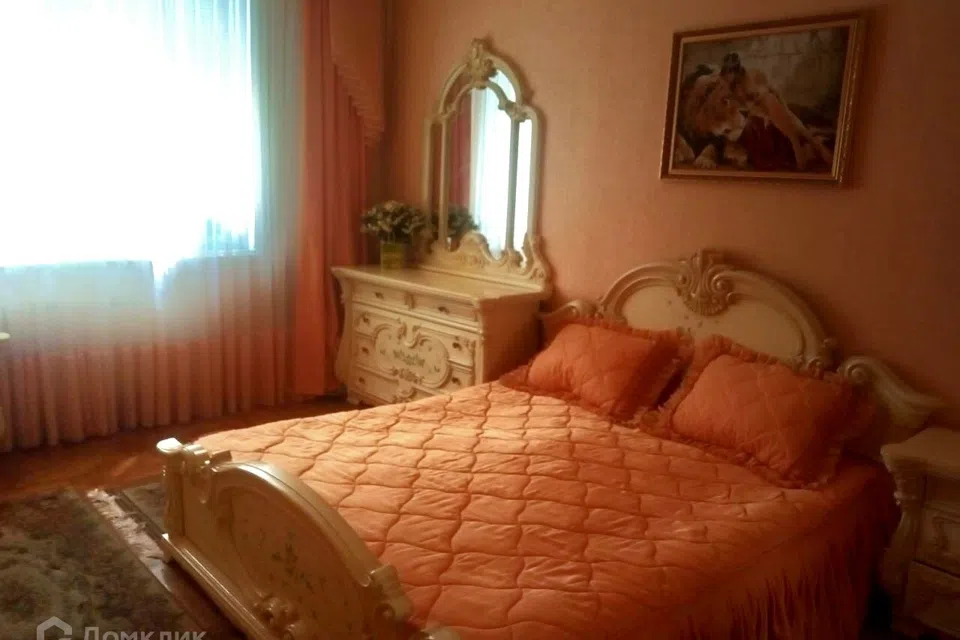 Продаётся 4-комнатная квартира, 96 м²