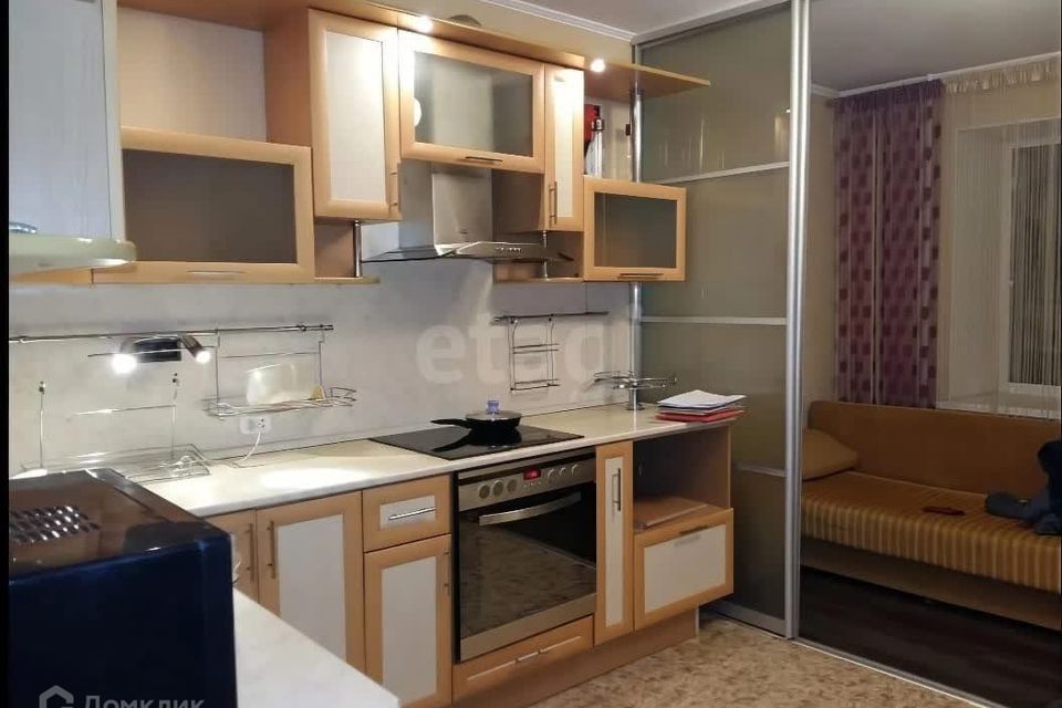 Продаётся 1-комнатная квартира, 43 м²