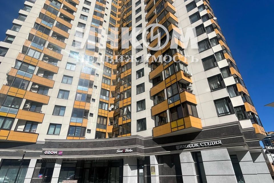 Продаётся 1-комнатная квартира, 47.2 м²