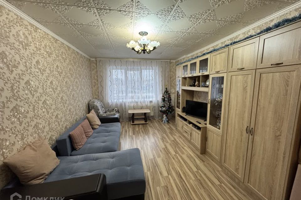 Продаётся 4-комнатная квартира, 90.6 м²