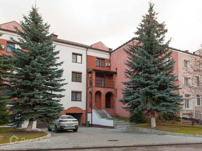 Сдаётся 7-комнатная квартира, 332 м²