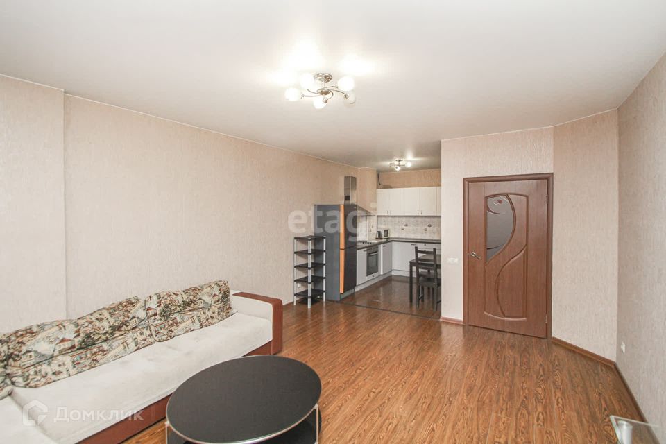 Продаётся 1-комнатная квартира, 59.5 м²