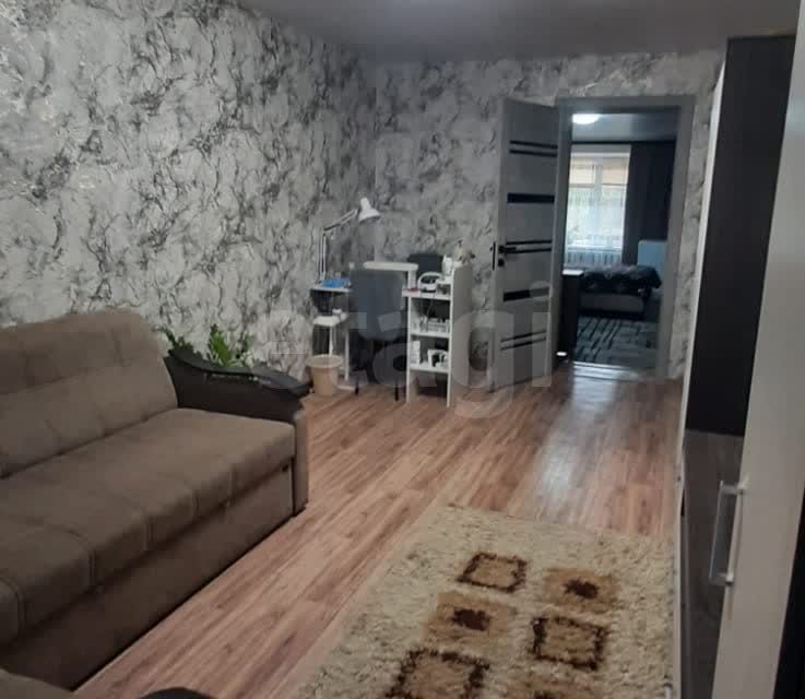 Продаётся 3-комнатная квартира, 58 м²