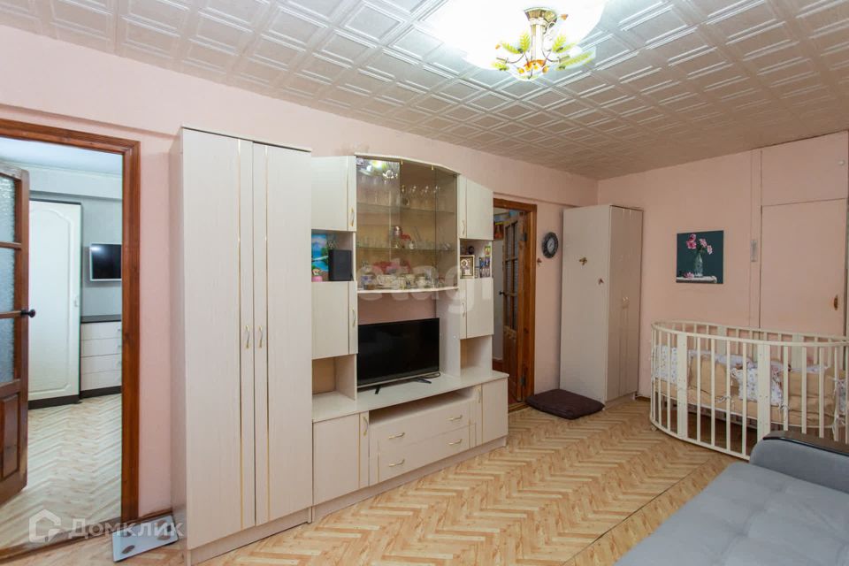 Продаётся 3-комнатная квартира, 50 м²
