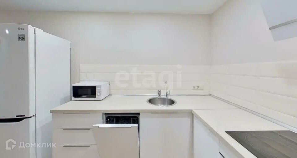 Продаётся 3-комнатная квартира, 74.3 м²