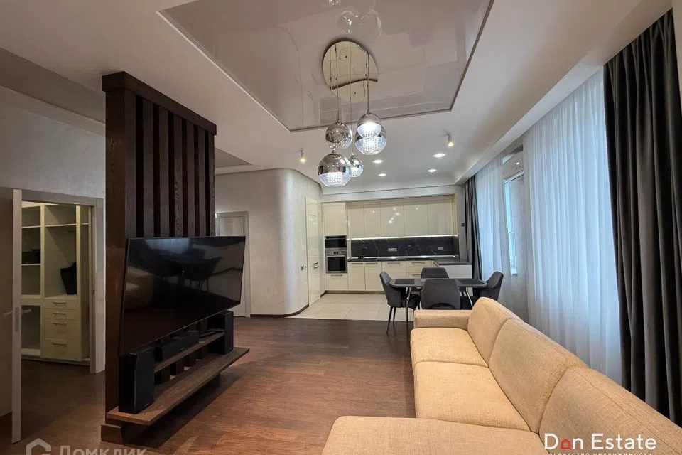 Продаётся 3-комнатная квартира, 100 м²