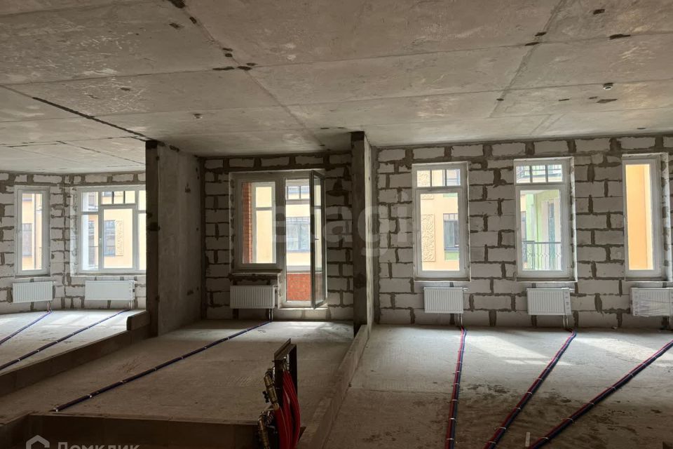 Продаётся 2-комнатная квартира, 99.7 м²