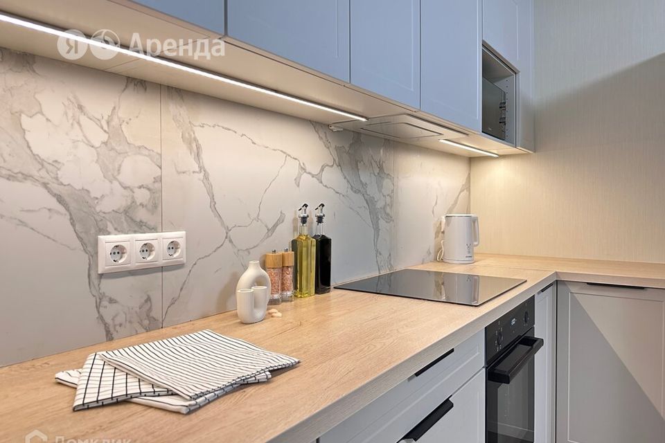 Сдаётся 2-комнатная квартира, 62 м²