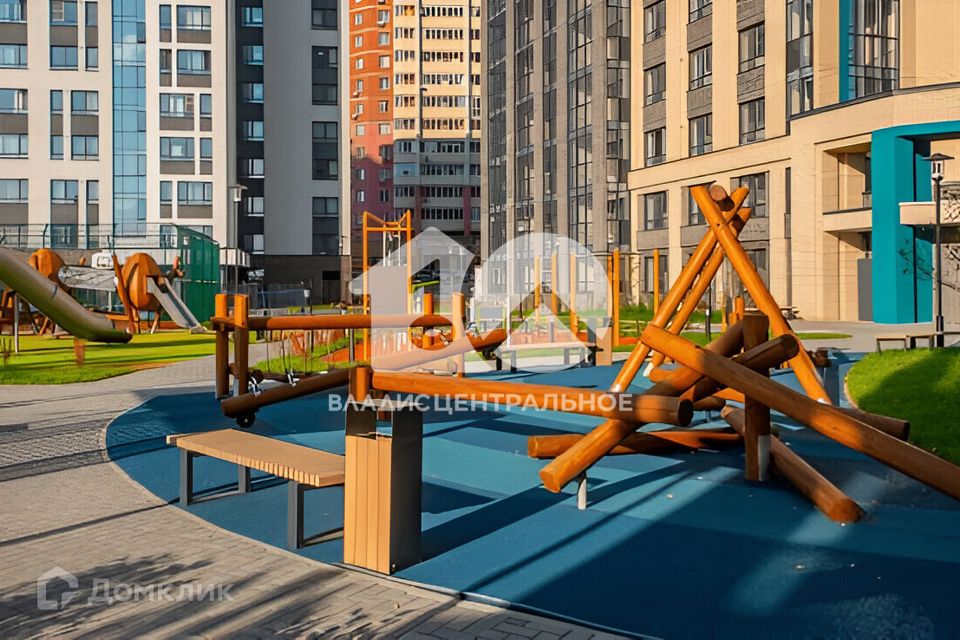 Продаётся 1-комнатная квартира, 49 м²