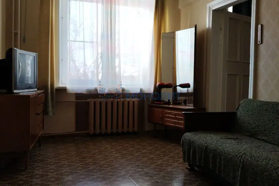 Продаётся 3-комнатная квартира, 41.8 м²