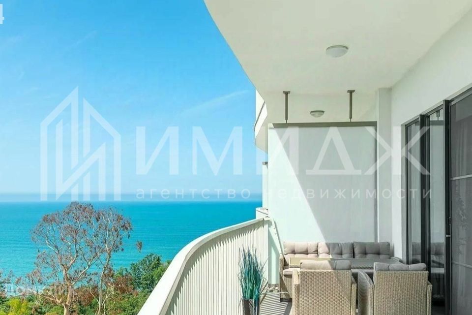 Продаётся 3-комнатная квартира, 100 м²