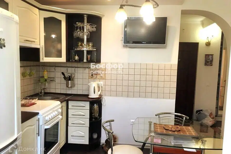 Продаётся 1-комнатная квартира, 41.2 м²