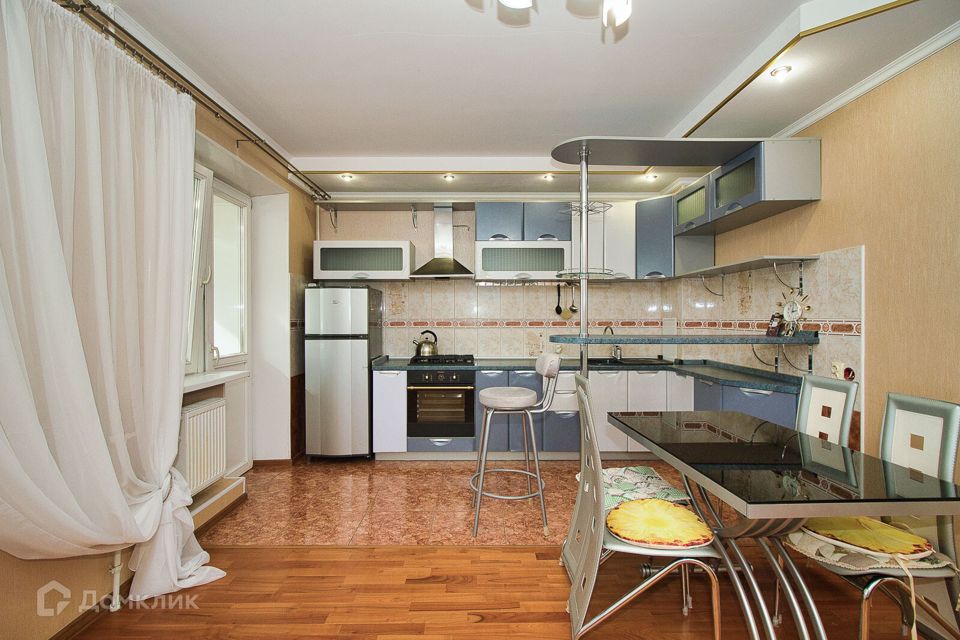 Продаётся 2-комнатная квартира, 80 м²