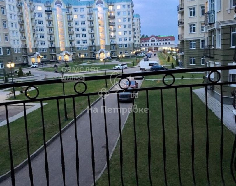 Продаётся 2-комнатная квартира, 64 м²