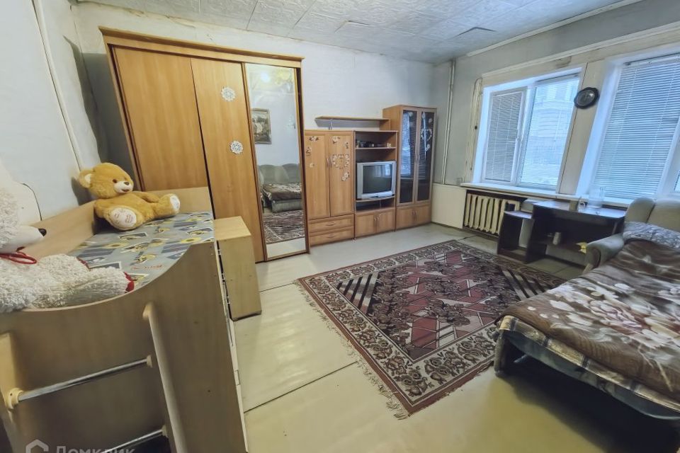 Продаётся комната в 3-комн. квартире, 42.3 м²