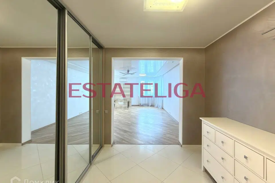 Продаётся 5-комнатная квартира, 161.1 м²