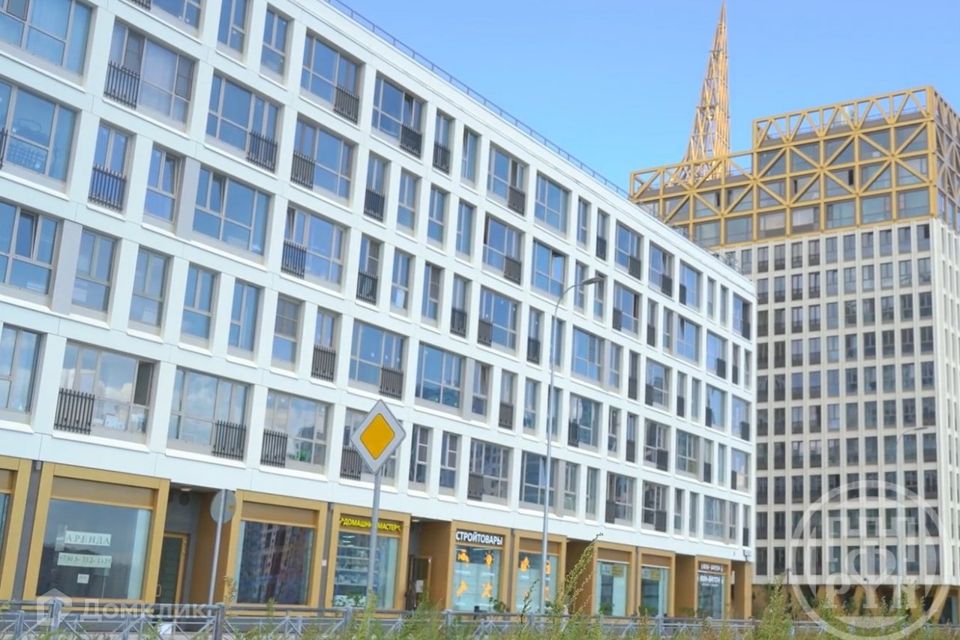 Продаётся 1-комнатная квартира, 43 м²