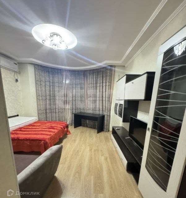 Сдаётся 1-комнатная квартира, 54 м²