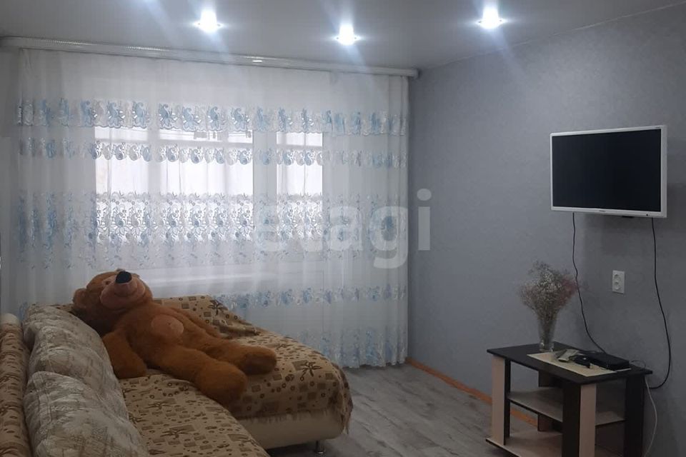 Продаётся 3-комнатная квартира, 61.5 м²
