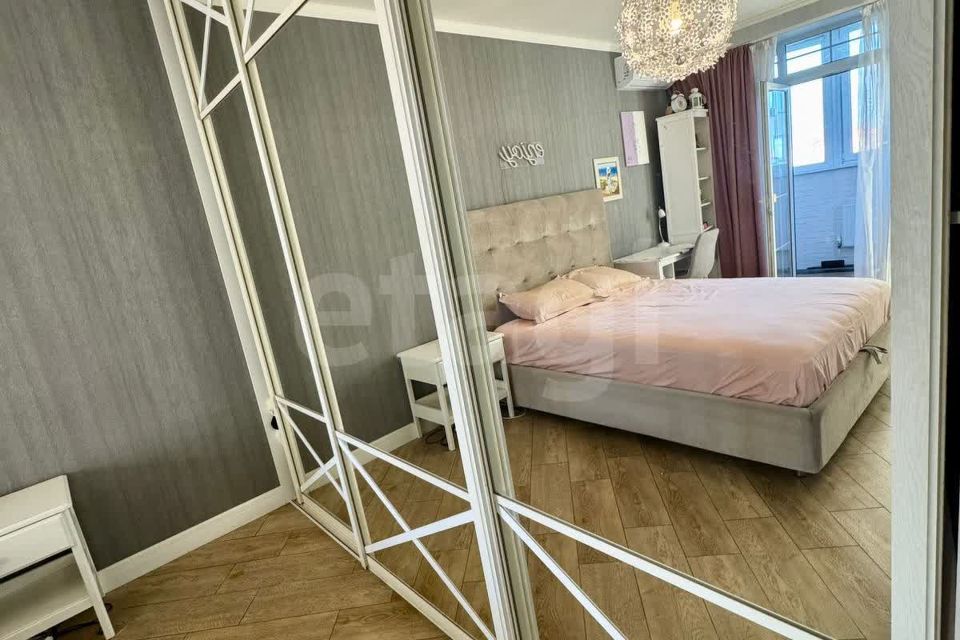 Продаётся 1-комнатная квартира, 49 м²