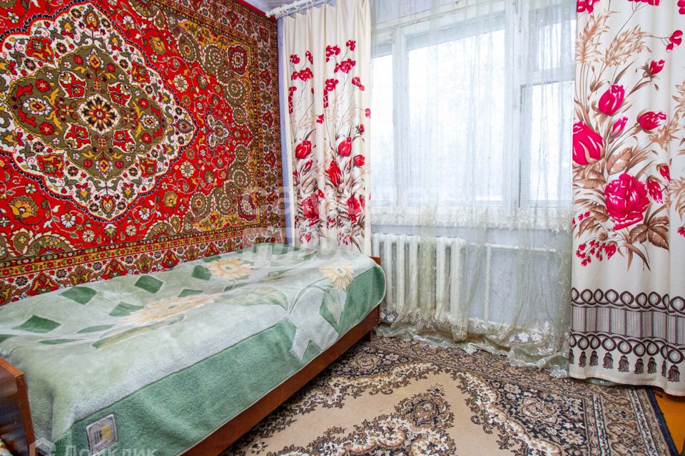 Продаётся 3-комнатная квартира, 49.4 м²