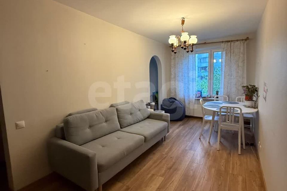 Продаётся 3-комнатная квартира, 58.6 м²