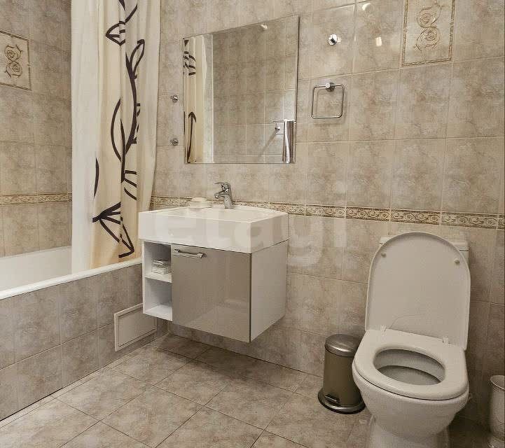 Продаётся 1-комнатная квартира, 60 м²