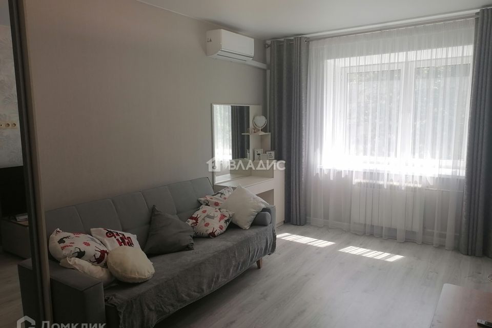Сдаётся 2-комнатная квартира, 56.4 м²