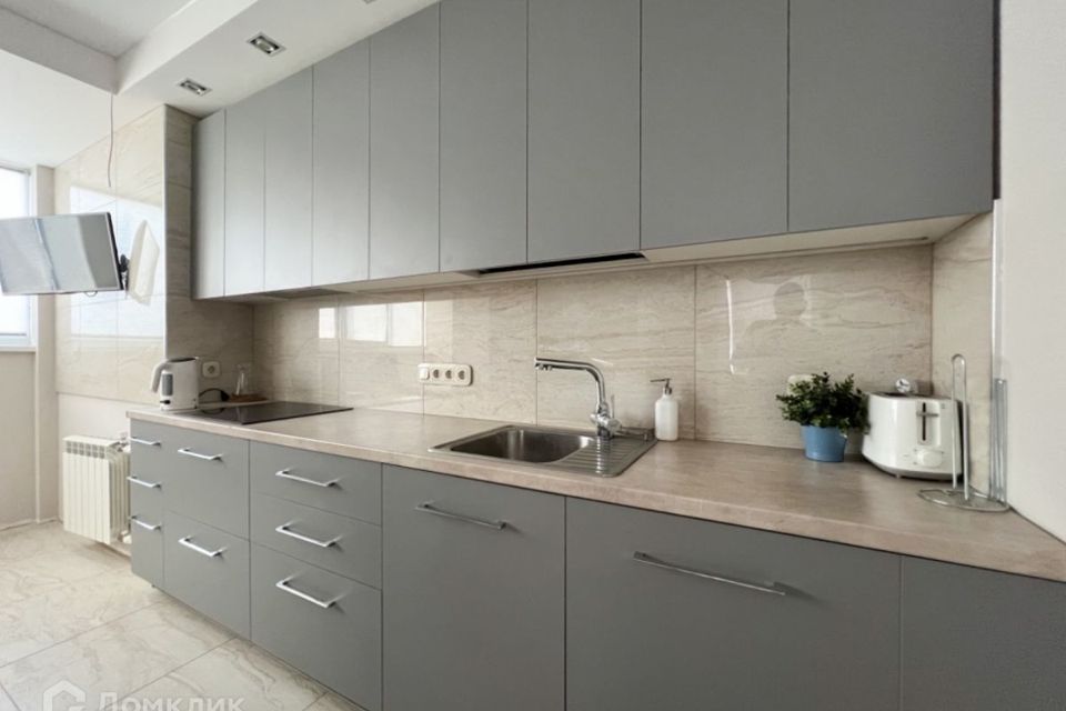Продаётся 3-комнатная квартира, 94 м²