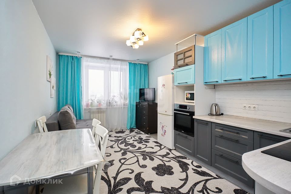 Продаётся 1-комнатная квартира, 41.8 м²