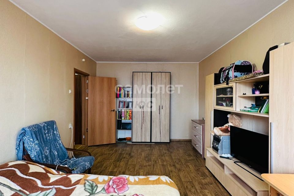 Продаётся 1-комнатная квартира, 38 м²