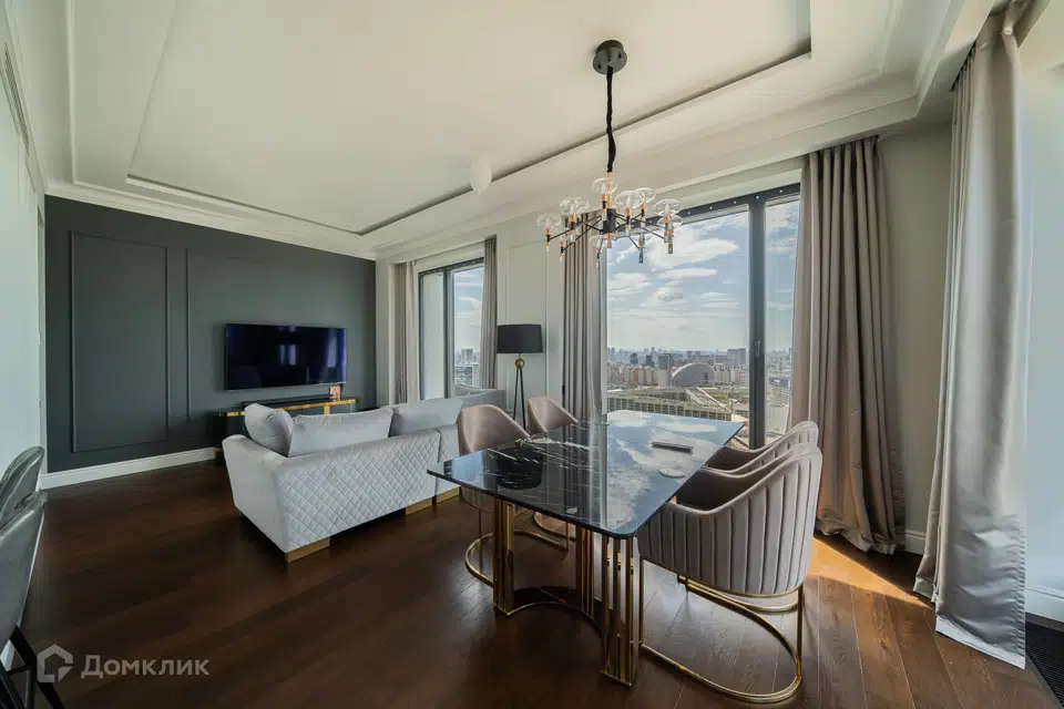 Продаётся 3-комнатная квартира, 113 м²