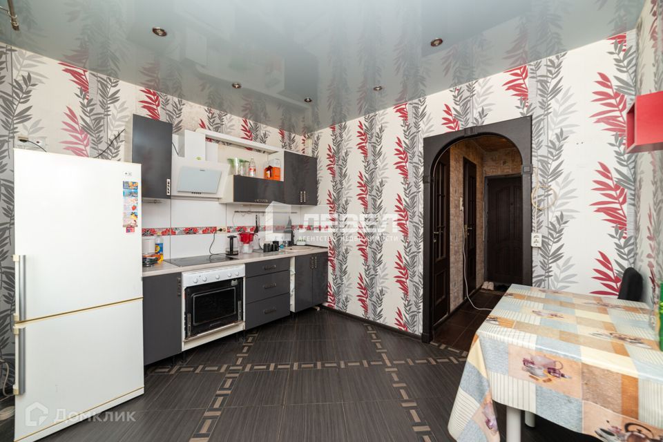 Продаётся 1-комнатная квартира, 37.1 м²
