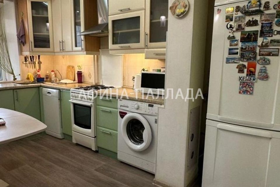 Продаётся 3-комнатная квартира, 68.4 м²