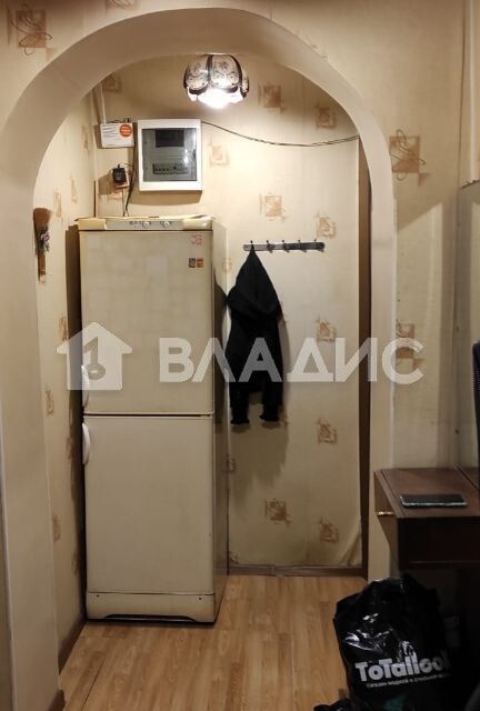 Продаётся 2 комнаты в 3-комн. квартире, 73.6 м²