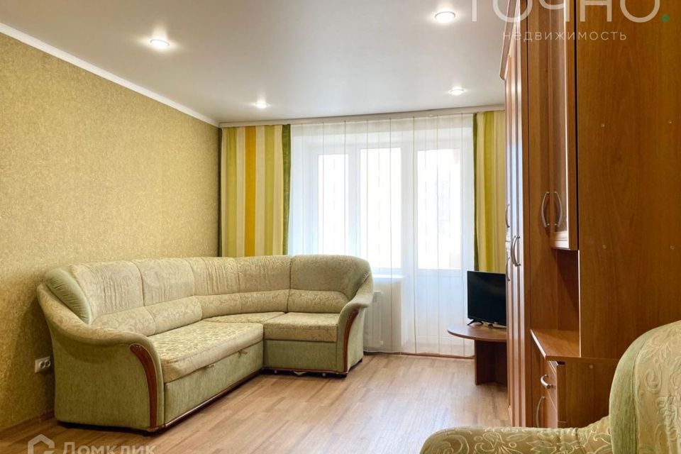 Продаётся 1-комнатная квартира, 42.7 м²