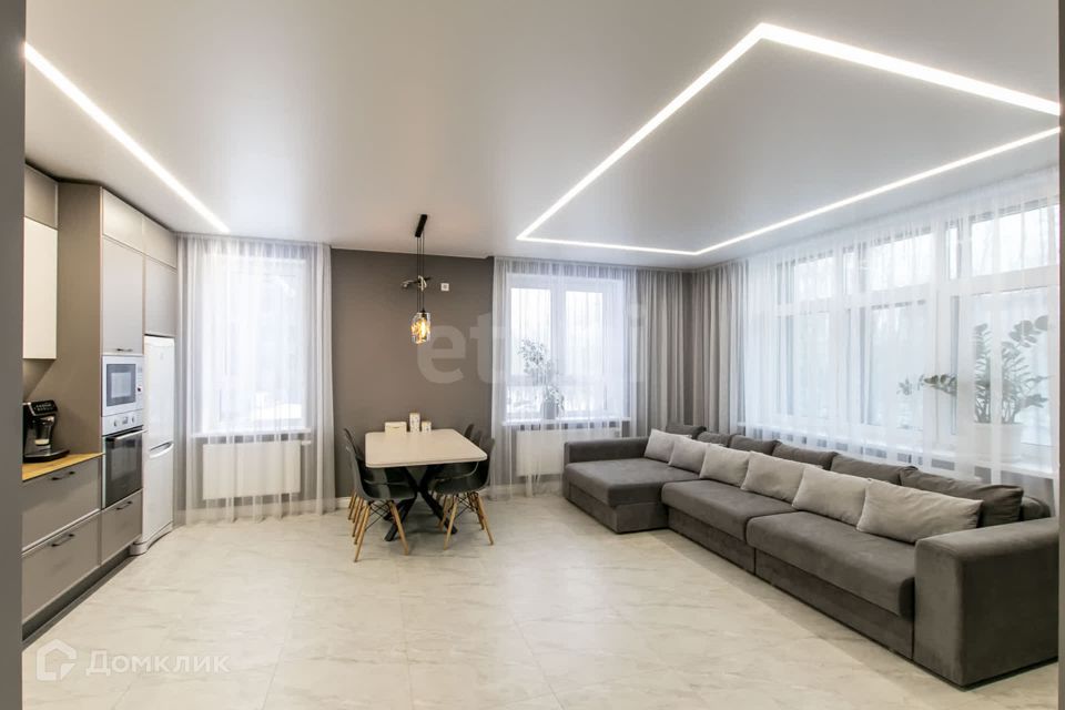 Продаётся 3-комнатная квартира, 97.1 м²